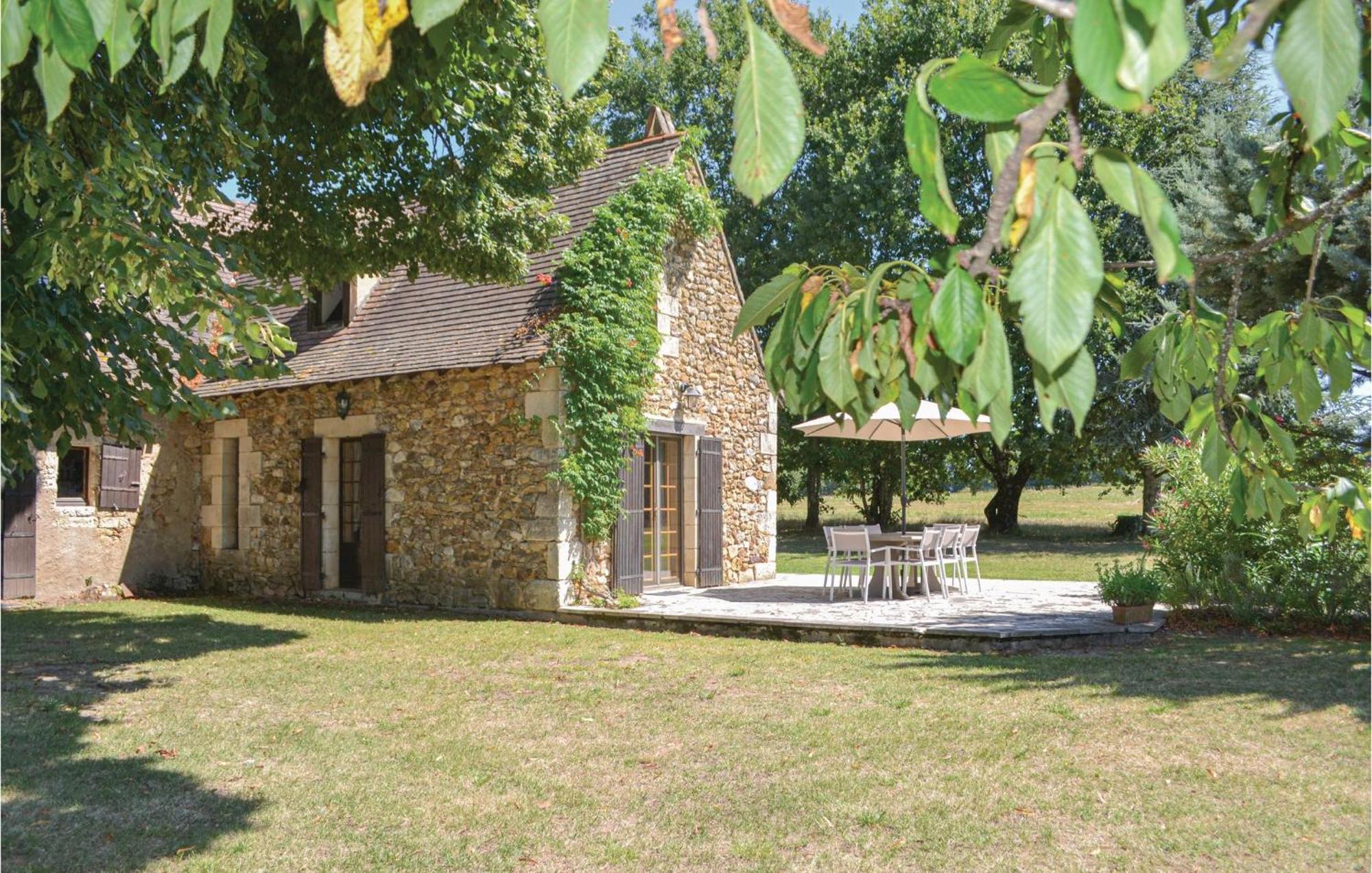 Awesome Home In Campsegret Luaran gambar